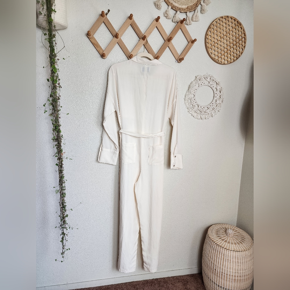 Lattelier Straight Belted Long-Sleeve Jumpsuit In Natural White Womans Small - Picture 9 of 16